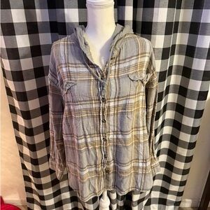 Natural Reflections Gray and Yellow Plaid Top